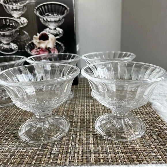 Studio everyday 8 pc Footed Dessert Bowls - Picture 4 of 12